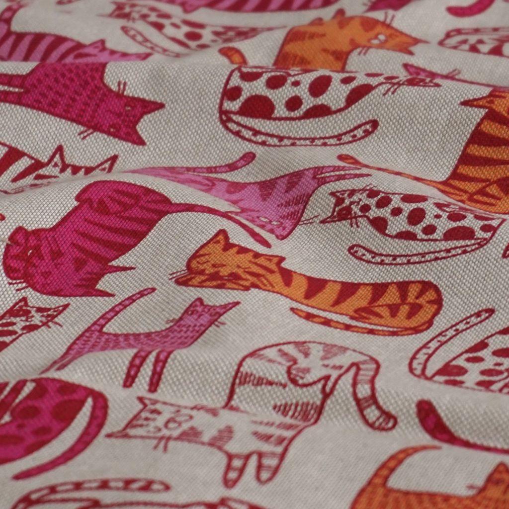 Dekostoff Halbpanama Katzen pink orange auf beige